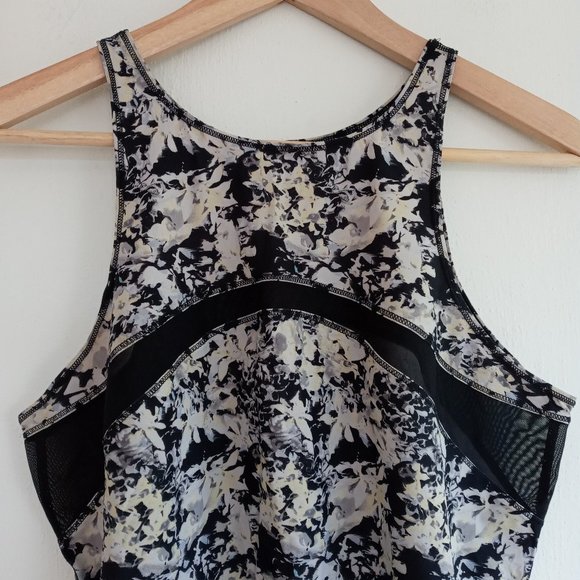 Lululemon Water Sun Runner Active Tank UPF 50+ Black 6 - Picture 3 of 8